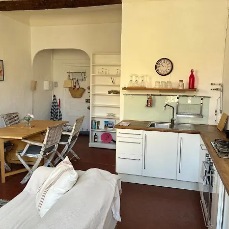 Cosy And Authentic In Old 公寓 *