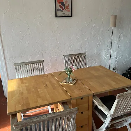 Cosy And Authentic In Old *